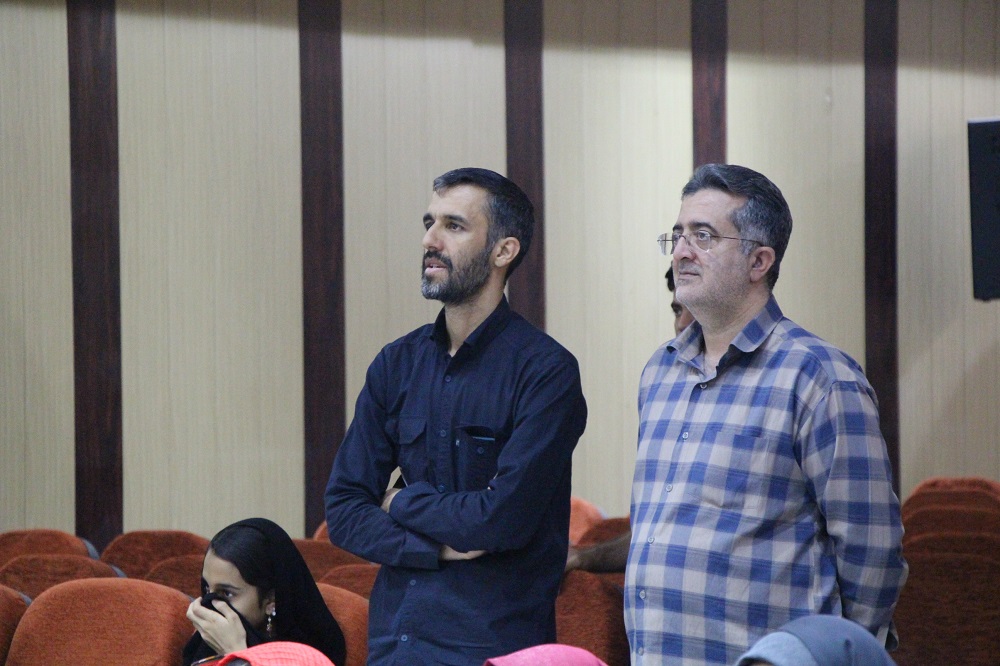 اردوی آموزشی دانشآموزان در آستانه کنکور کمیته امداد در زاهدان