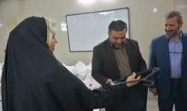 توزیع لوازم التحریر و سبد کالا در مراکز نیکوکاری استان قزوین
